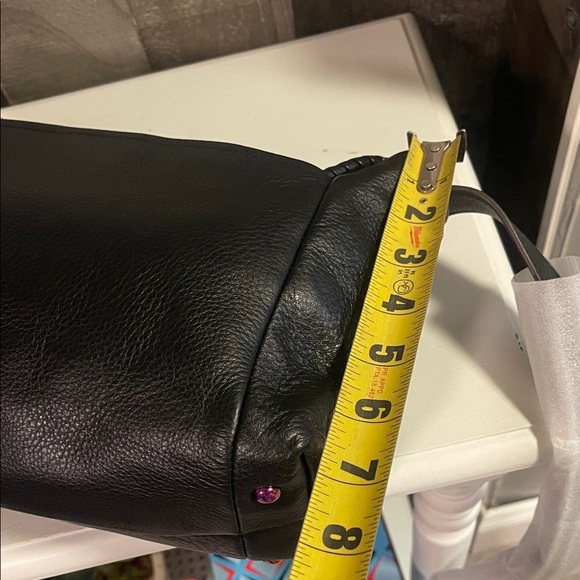 Aimee Kestenberg Black Leather Shoulder Bag - Picture 11 of 15